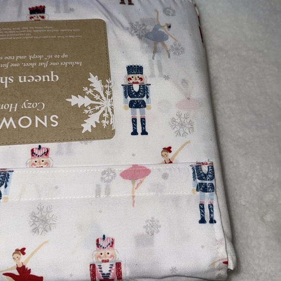 Snow day cozy home QUEEN SIZE Nutcracker Christmas Sheet Set (Nutcracker Suite) - Picture 6 of 9
